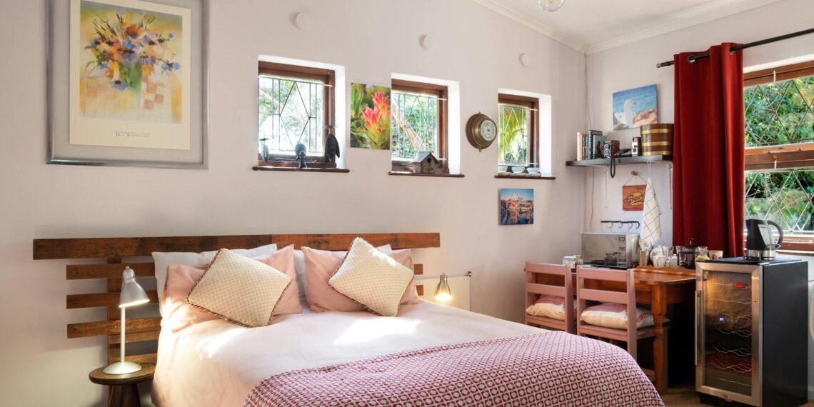 Throw Pillows On Bed